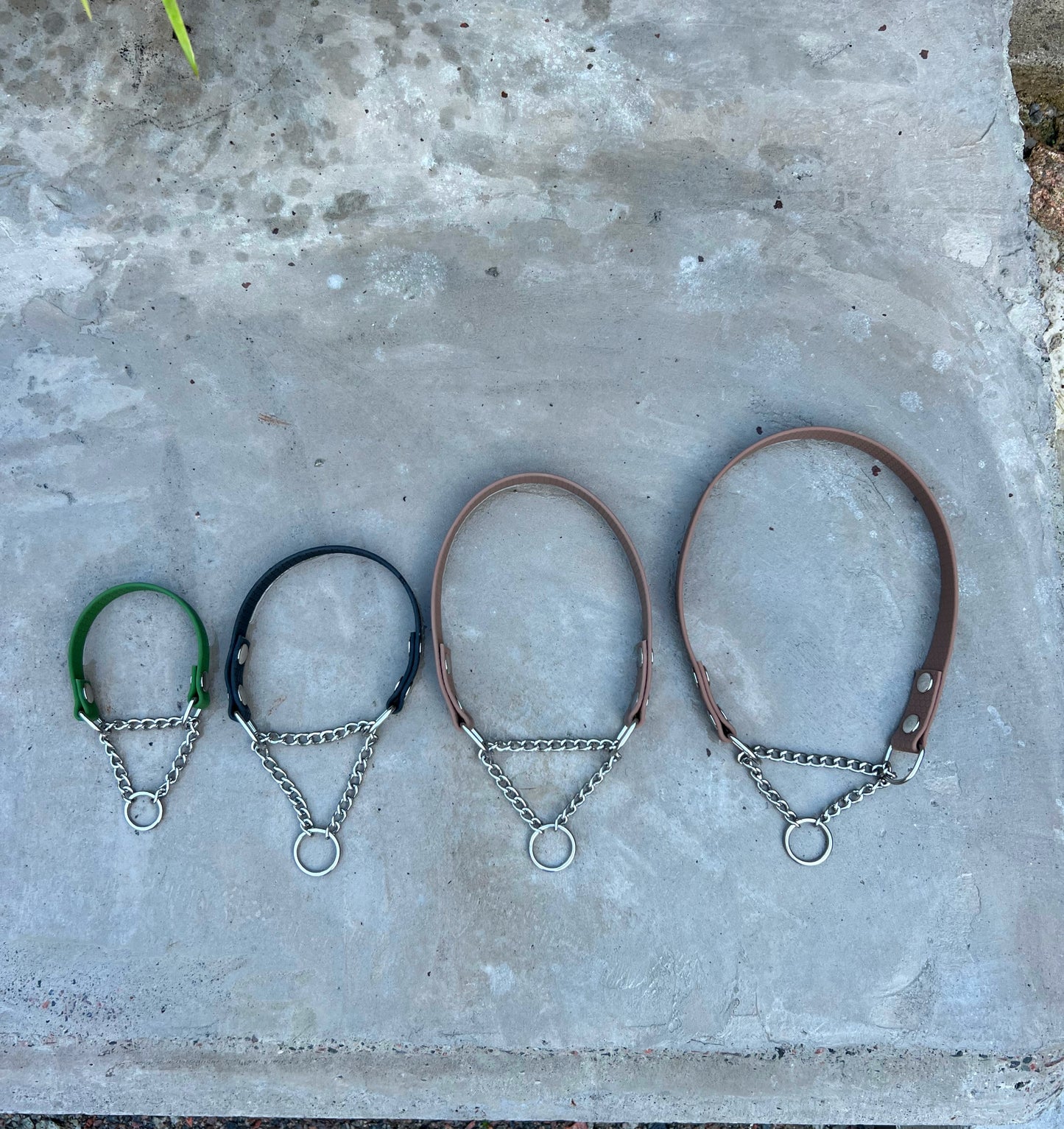Halvstryp halsband med kedja i vattentätt hexa material