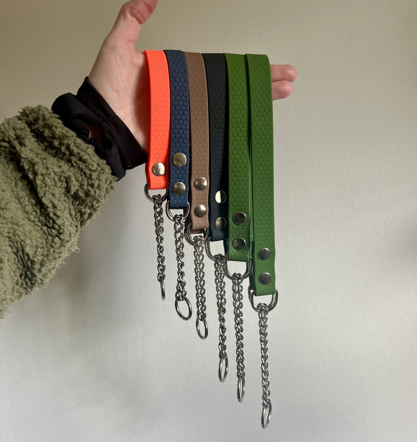 Agda Halvstryp halsband med kedja