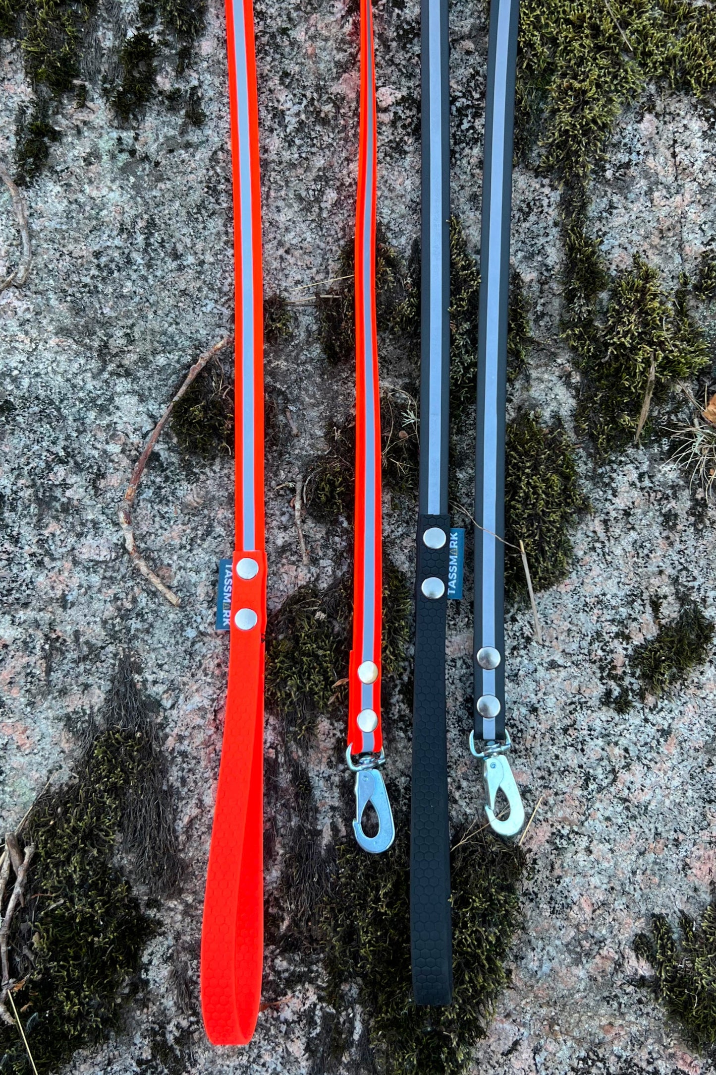 Reflexkoppel 2 och 3 meter långt i biothane och hexa. Reflex koppel som lyser i mörkret