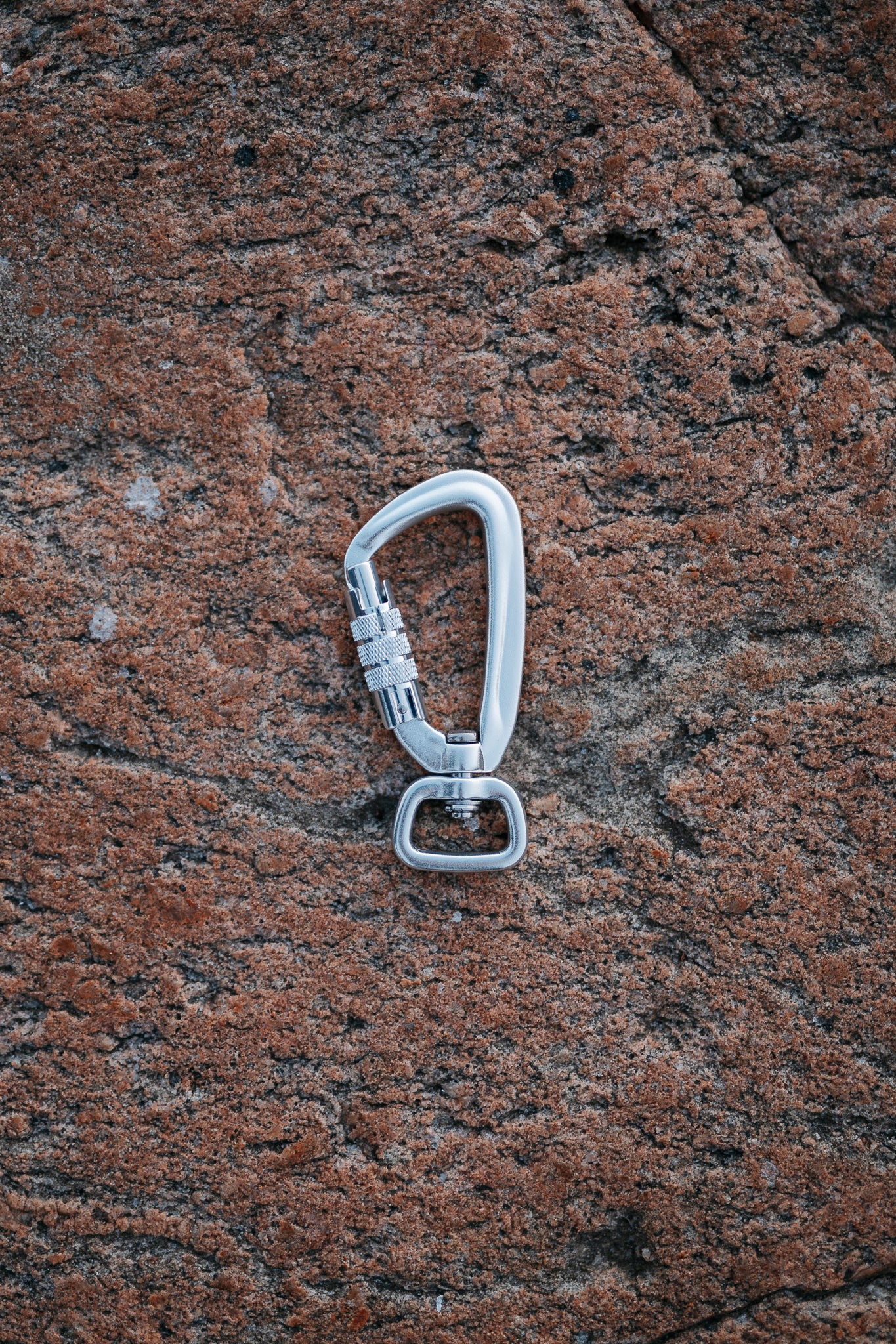 Addera twistlock