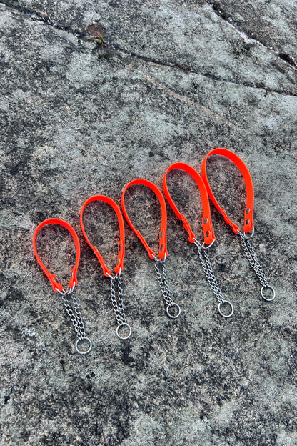 Agda halvstryp halsband med kedja