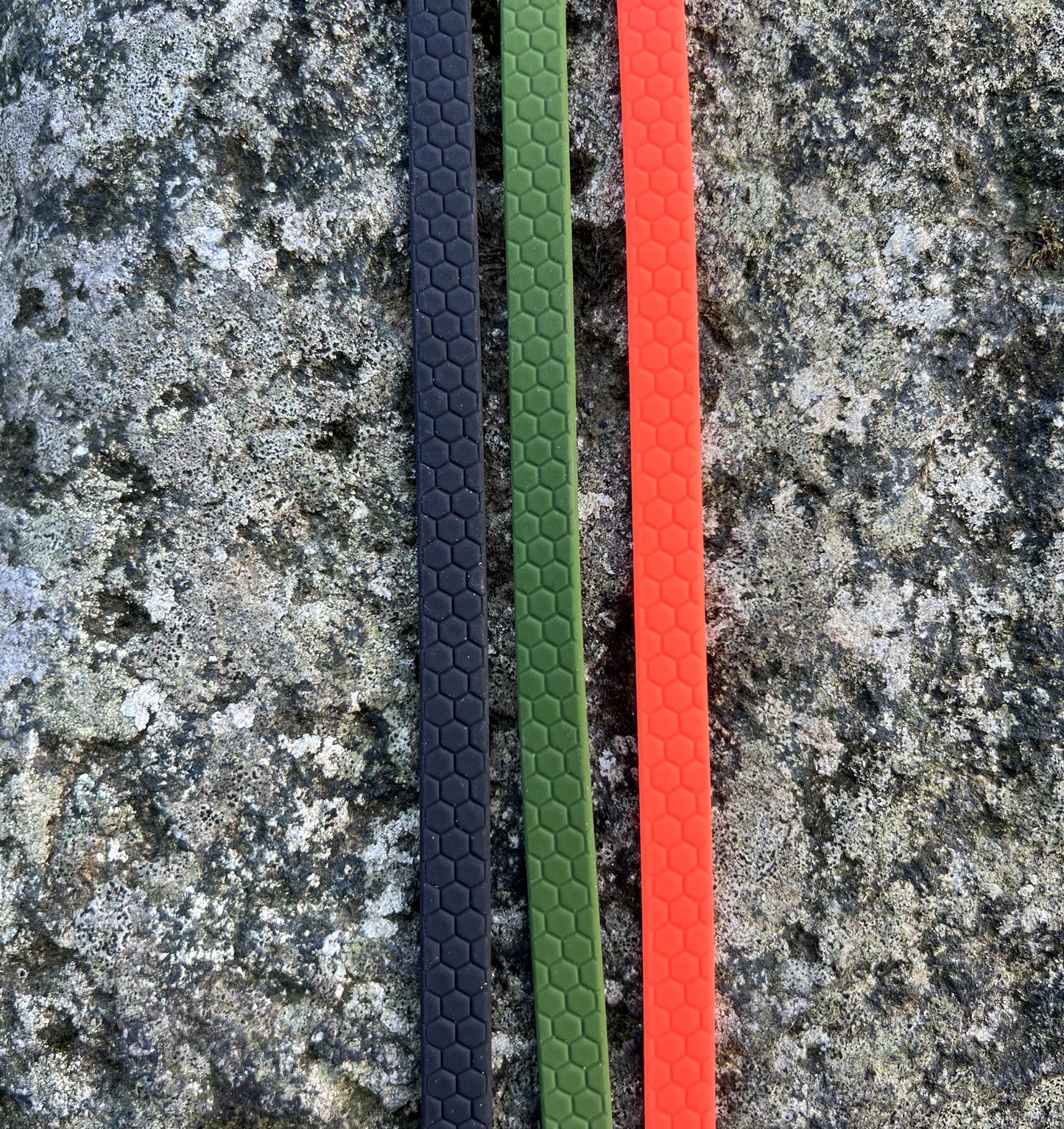 Svante 2 meter och 3 meter nosework koppel med swedish snap hook eller bgb hake. I vattentätt hexa material som inte luktar 